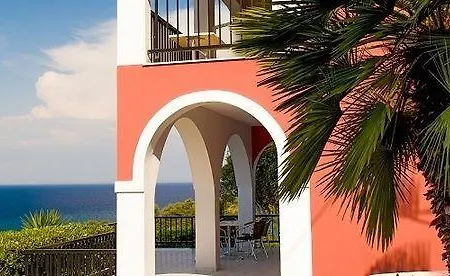 Levante Aparthotel 2*